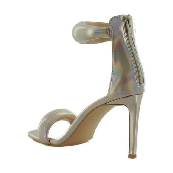 Steve Madden Gold Heels Sleek Design Elegant - Picture 5 of 10